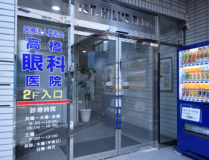 エレベーター入り口